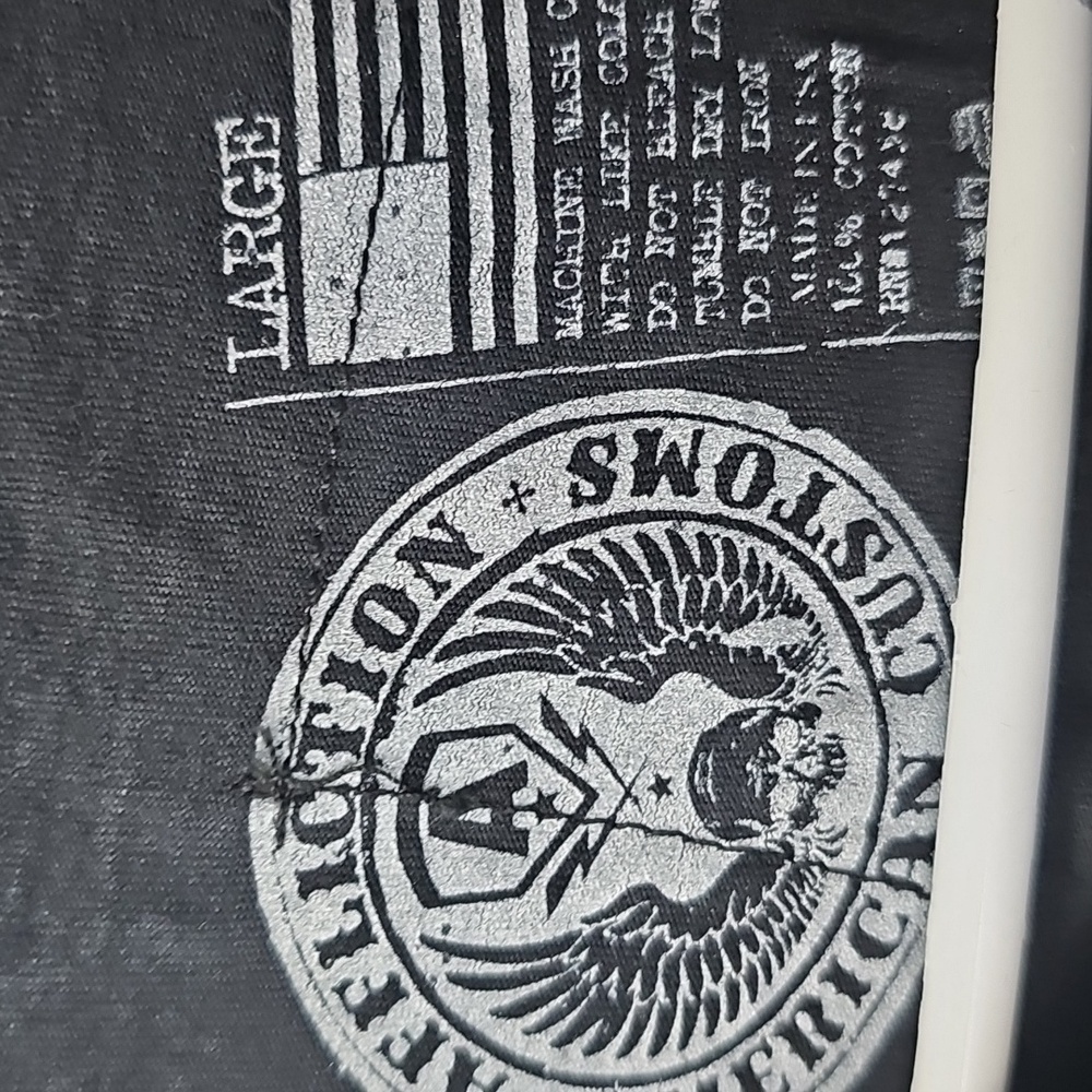 Affliction Silver and Black Graphic Tee - Picture 4 of 4